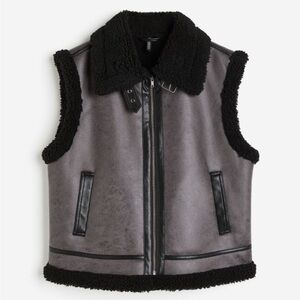 H&M Teddy Fleece-Lined Black Vest